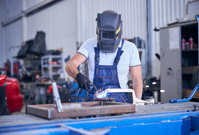 Tips-Memilih-Welding-Apron-untuk-Pekerja-Pemula-dan-Profesional-Griya-Safety-2