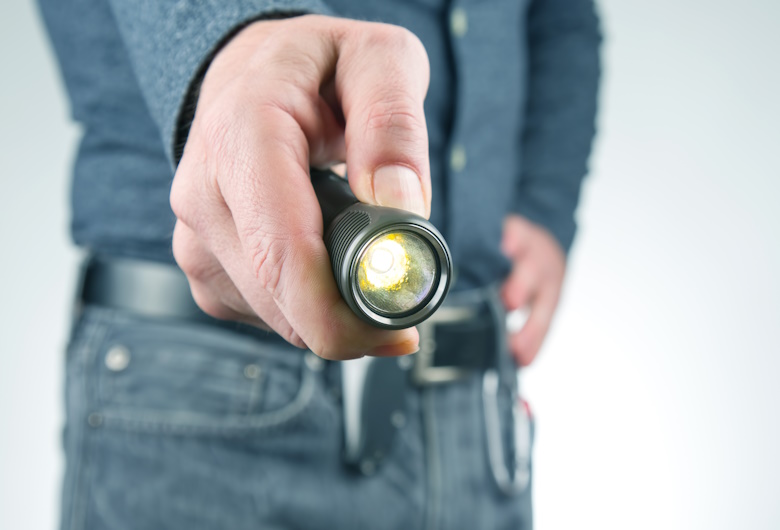Safety Flashlight untuk Berbagai Keperluan: Pencahayaan di Lingkungan Kerja hingga Situasi Darurat
