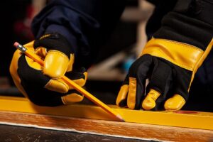 Sarung Tangan PVC: Manfaat, Kelebihan, dan Kekurangannya