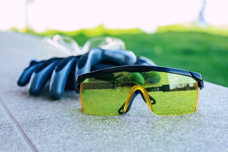 Panduan-Memilih-Lensa-Kacamata-Safety-yang-Sesuai-dengan-Kebutuhan-Griya-Safety-2