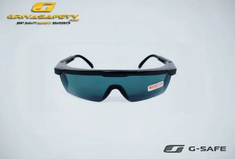 Safety-Glasses-026-Plus-Spesifikasi-Manfaat-Ukuran-Varian-dan-Aplikasinya-Griya-Saferty