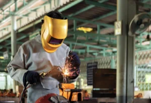 Sarung Tangan Las: Fungsi, Varian, dan Jenis-jenisnya