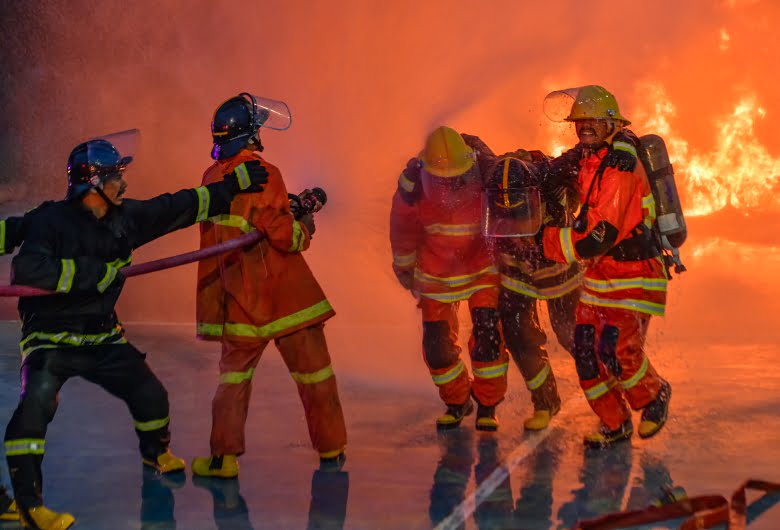 Pentingnya-Pakaian-Pelindung-Api-dalam-Lingkungan-Kerja-Berisiko-Tinggi-Griya-Safety-1