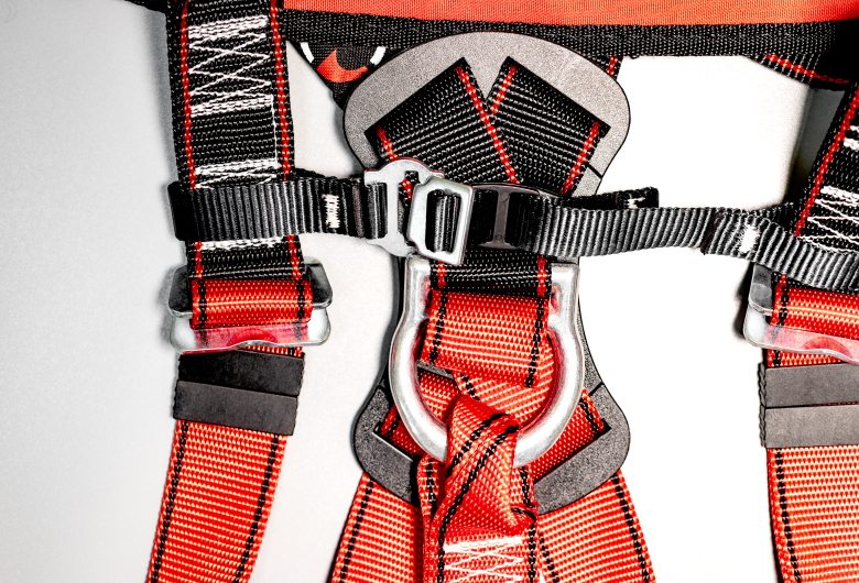 Body-Harness-untuk-Meningkatkan-Keamanan-di-Proyek-Industri-Griya-Safety-1.