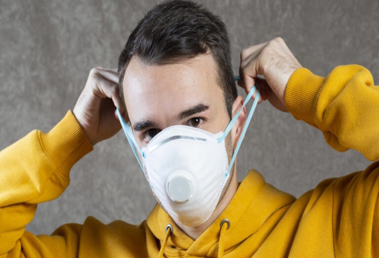 Perlindungan-Pernapasan-di-Industri-Mengatasi-Risiko-dan-Memilih-Masker-yang-Efektif-Griya-Safety-1