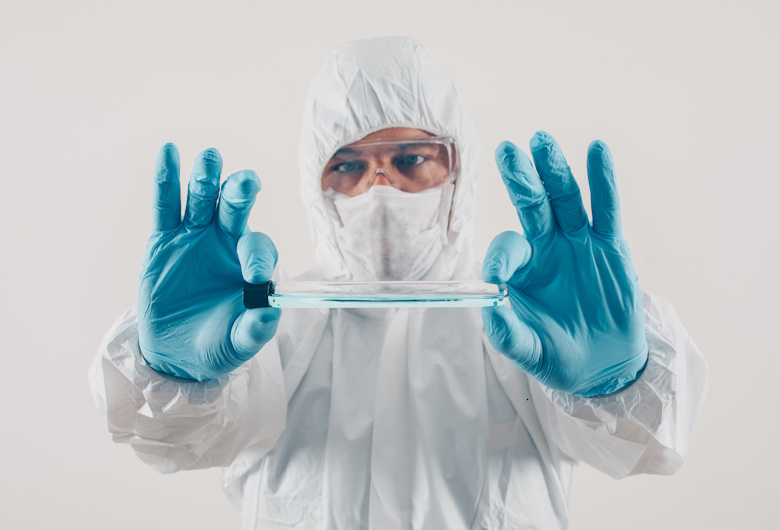 Mengenal-Jenis-Chemical-Resistant-Gloves-dan-Fungsinya-1-Griya-Safety