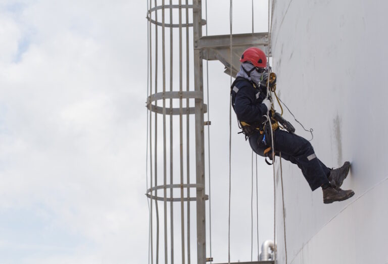 Apa-Itu-SRL-Self-Retracting-Lifelines-3M-Ini-Penjelasan-Lengkap-dan-Keunggulannya-Griya-Safety-1.