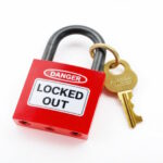 Prosedur-LOTO-yang-Benar-dan-Standar-dalam-Industri-Manufaktur-Griyasafety