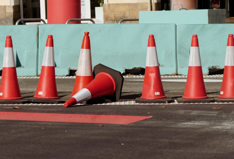 Prosedur Pemasangan dan Standarisasi Traffic Equipment Portable yang Benar