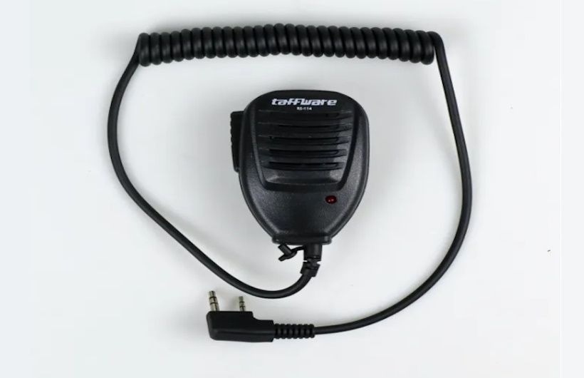 Adaptor PTT Handy Talky: Solusi Koneksi untuk Headset Hands-Free pada Radio HT