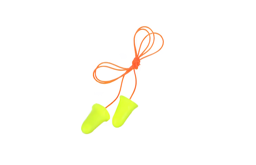 Keunggulan-Menggunakan-Dispenser-Earplugs-3M-di-Area-Kerja-yang-Bising-Griyaasafety